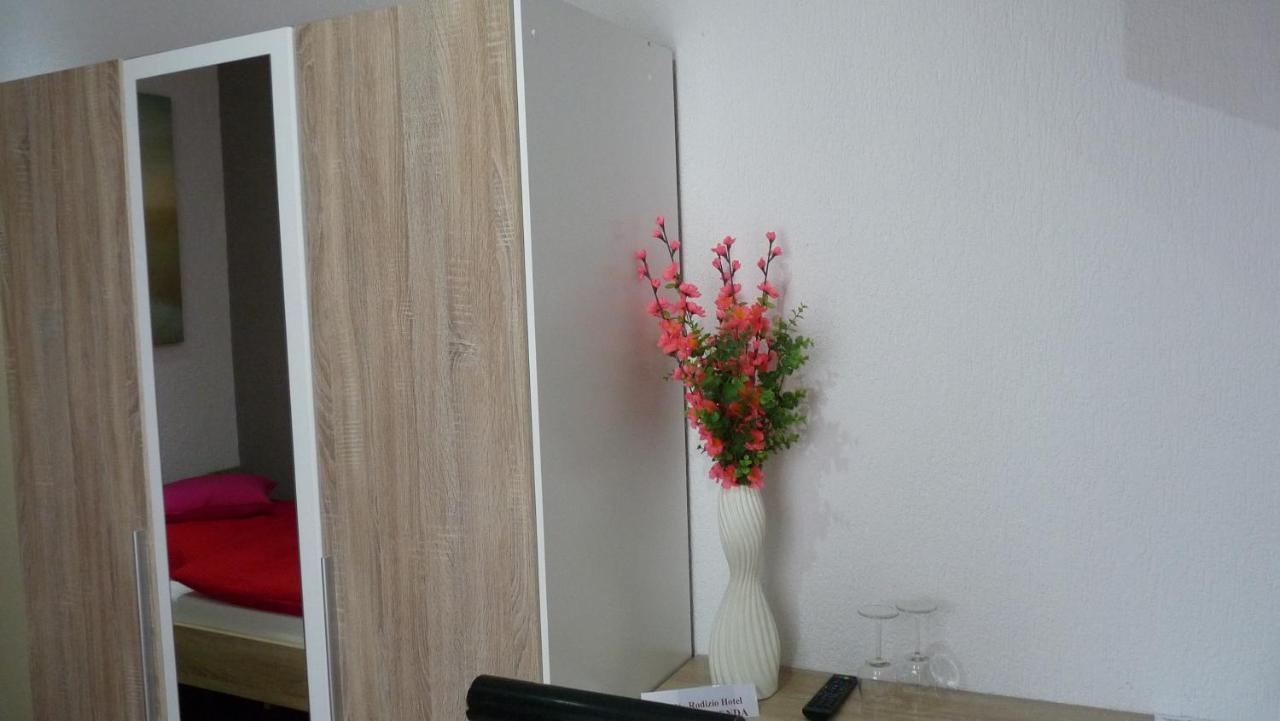 Hotel Rodizio Ug Βόλφσμπουργκ Εξωτερικό φωτογραφία